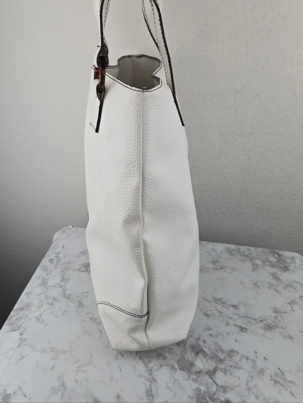 Estee Lauder Classic White Leather Tote Bag with Contrast Stitching